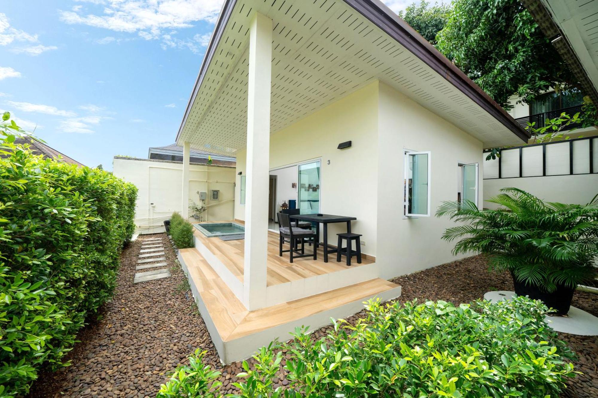 Oxavia Garden Oasis In Nai Harn - Your Private Tropical Garden With 3 Cabins And Jacuzzi Rawai Εξωτερικό φωτογραφία